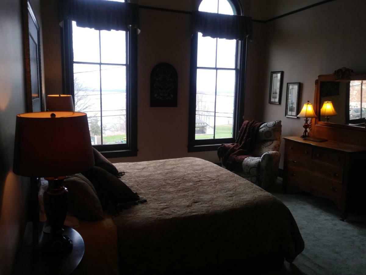 The Inn In Westport Экстерьер фото